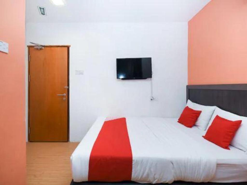 Oyo 1111 Harmony Stay Miri Esterno foto