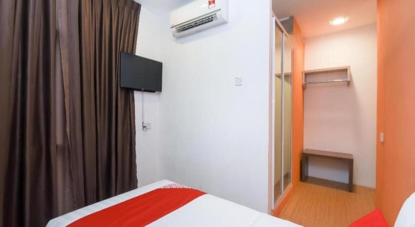 Oyo 1111 Harmony Stay Miri Esterno foto